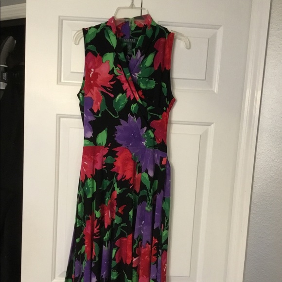 Dress - Picture 2 of 3